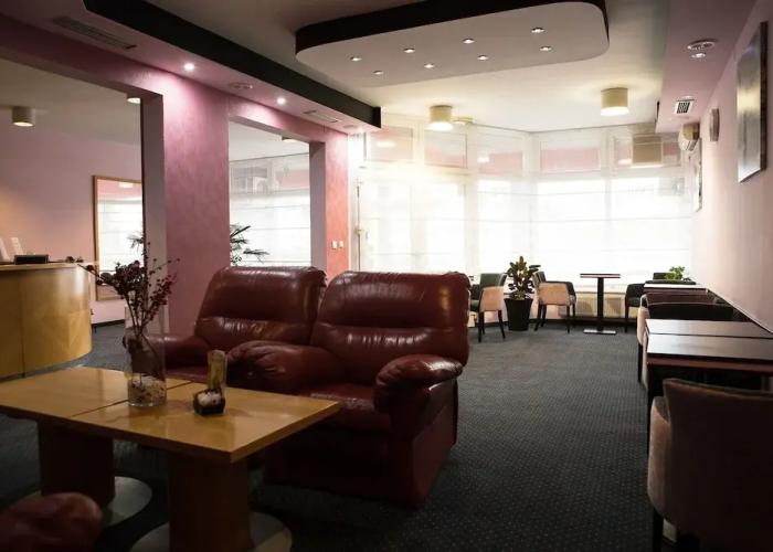 Hotel Millennium
