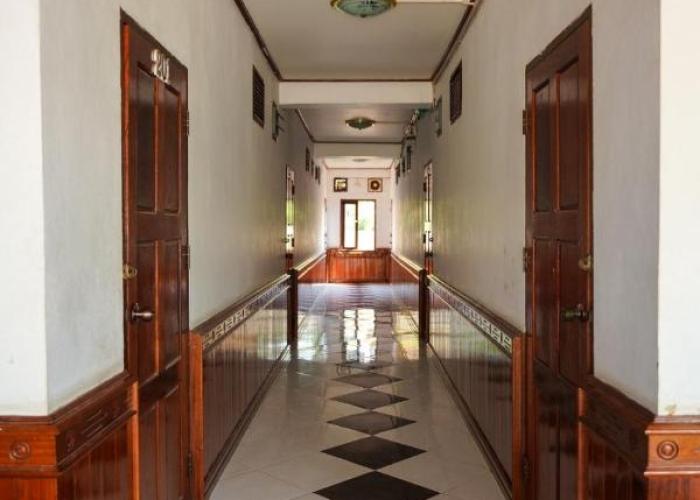 Bountang Riverside Hotel