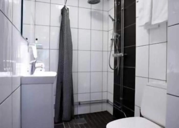 Adels Lågprishotell