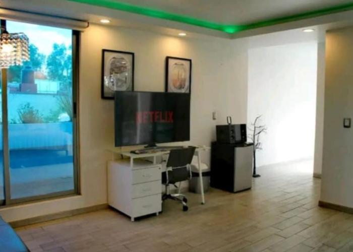Suite de huéspedes, con alberca