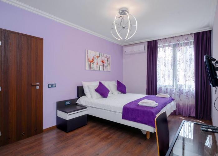 Feel at Home - Central 2BD Flat with Parking by Flat Mаnager