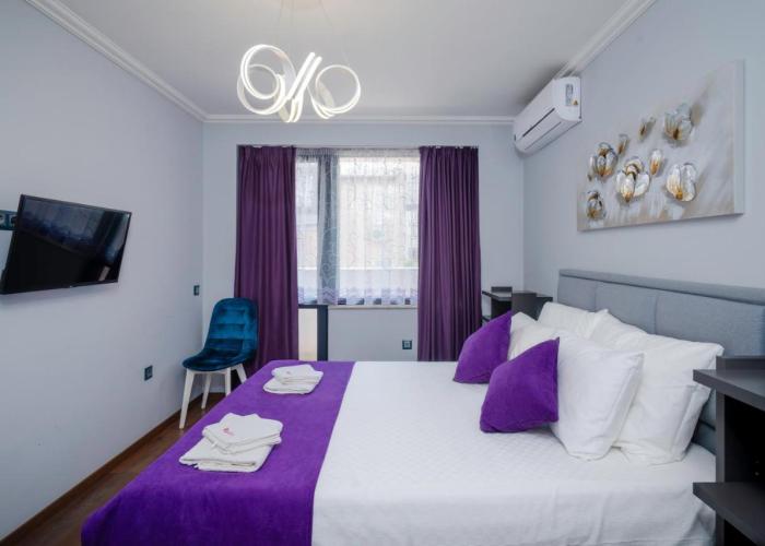 Feel at Home - Central 2BD Flat with Parking by Flat Mаnager