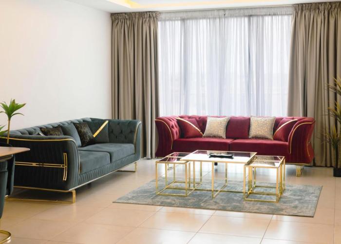 Lumina Suites