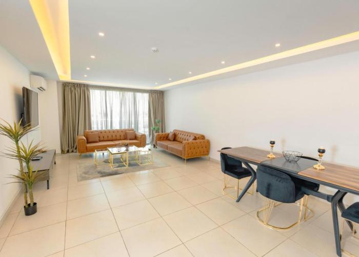 Lumina Suites