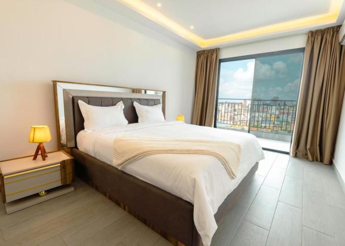 Lumina Suites