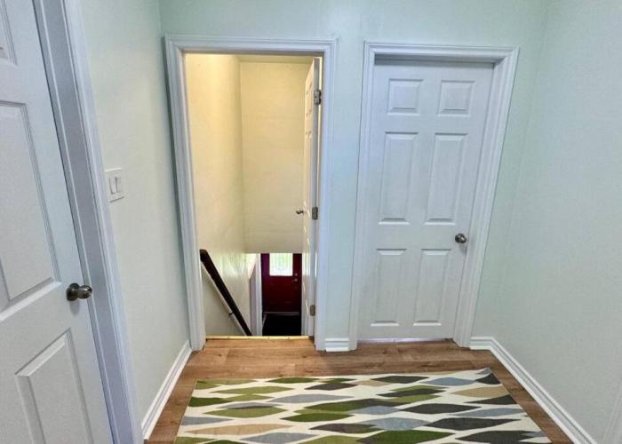 Near the Falls Two Bedroom - 5 min Walk to Clifton