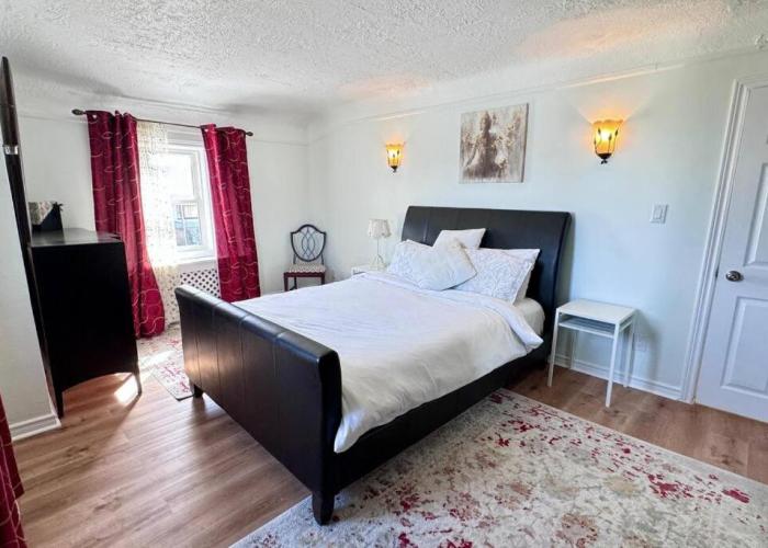 Near the Falls Two Bedroom - 5 min Walk to Clifton