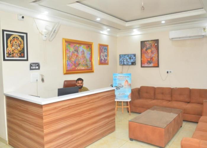 Hotel Hare Krishna Dham