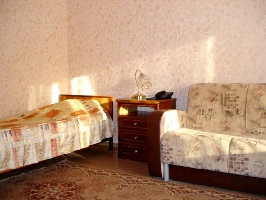Apartment Salyut Shkolnaya 4