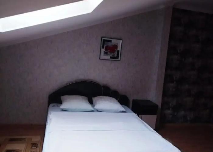 Hotel-Hall Hotel