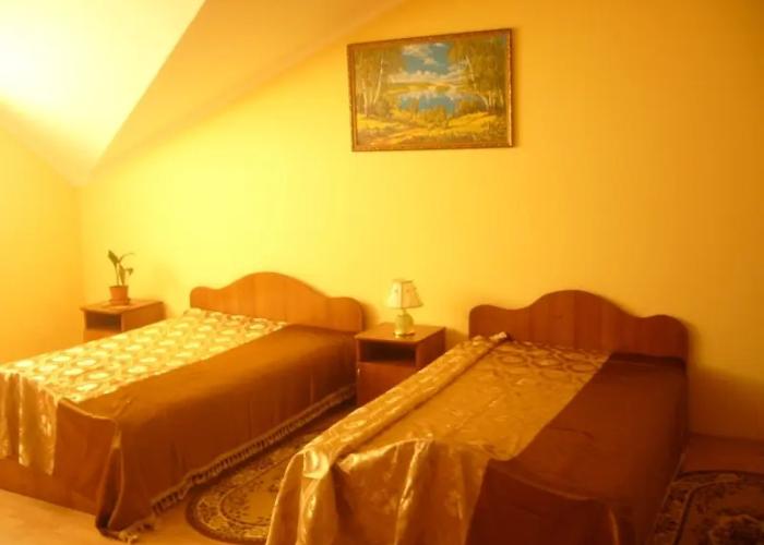 Hotel-Hall Hotel