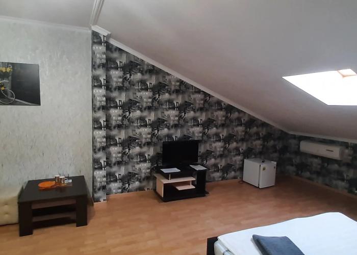 Hotel-Hall Hotel
