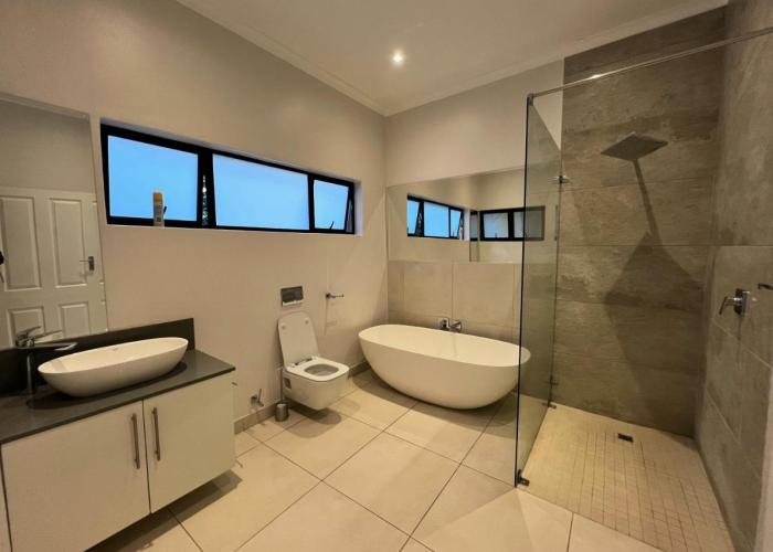 Platinum Peak Luxury Apartment -Victoria Falls