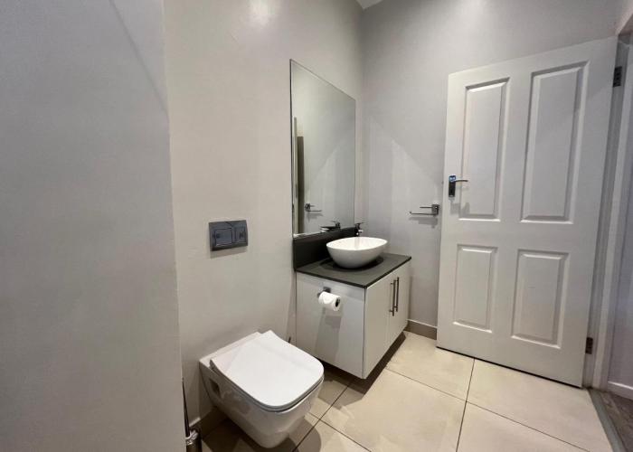 Platinum Peak Luxury Apartment -Victoria Falls