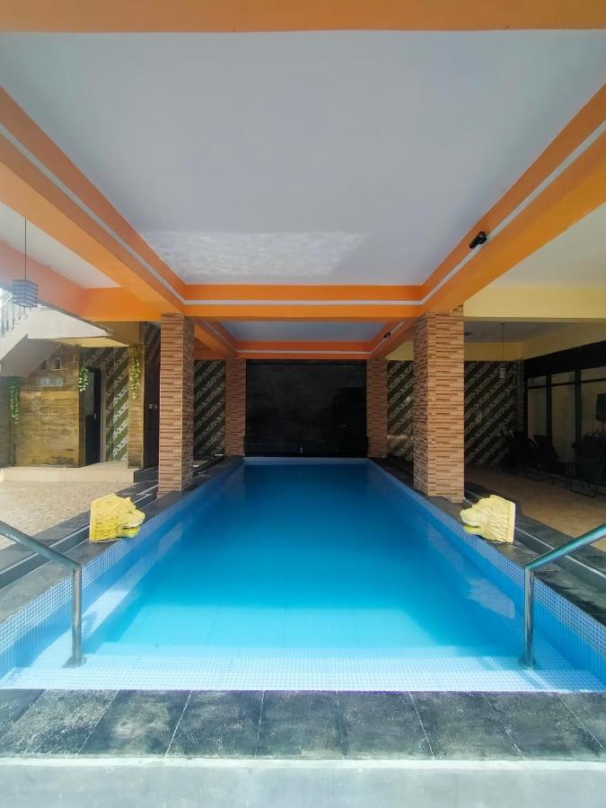 фото Wisma Samrat
