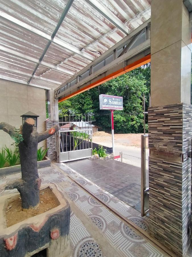 фото Wisma Samrat