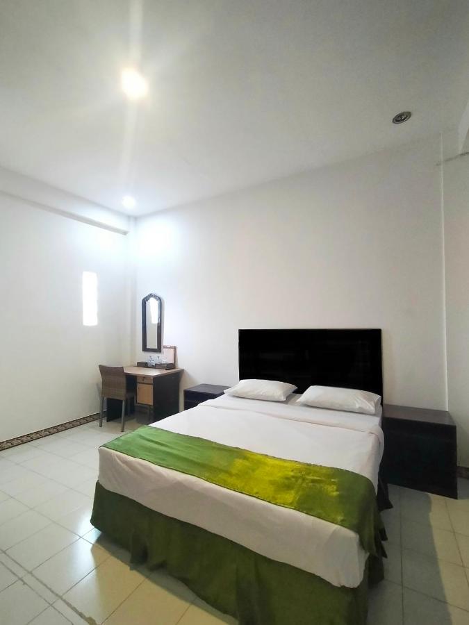 фото Wisma Samrat