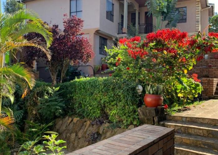 Peakline Apartments