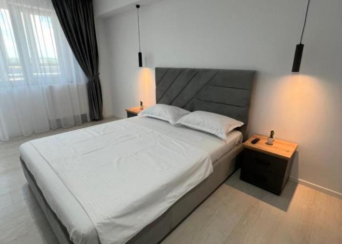 Luxury Sunny Apartments near City Center Suceava