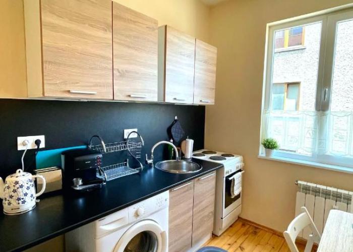 Bohemian Bright & Calm 2BR - Top center - Private Balcony