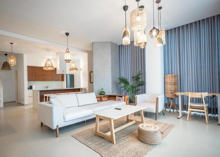 Villa Verde - Your Coastal Haven Retreat