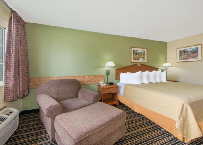 Days Inn by Wyndham Ottumwa