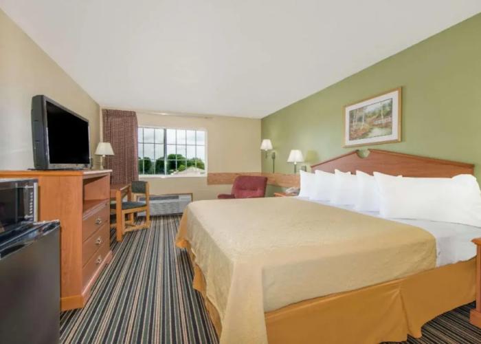 Days Inn by Wyndham Ottumwa