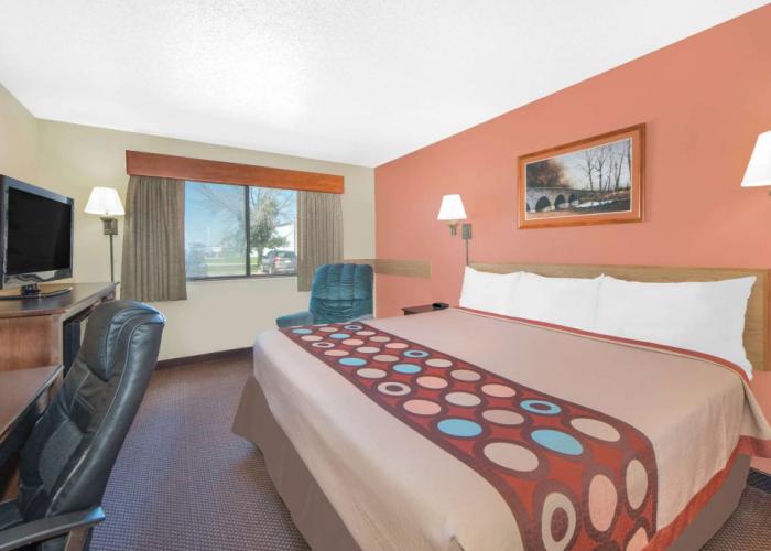 Super 8 by Wyndham Ottumwa