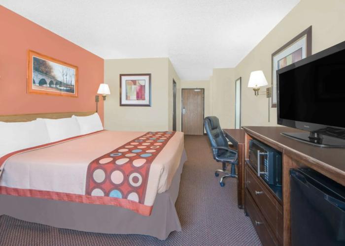 Super 8 by Wyndham Ottumwa