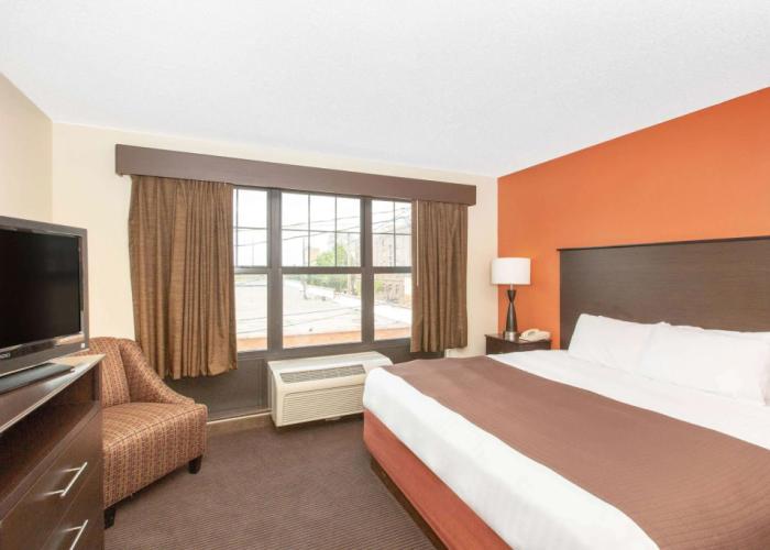 AmericInn by Wyndham Ottumwa