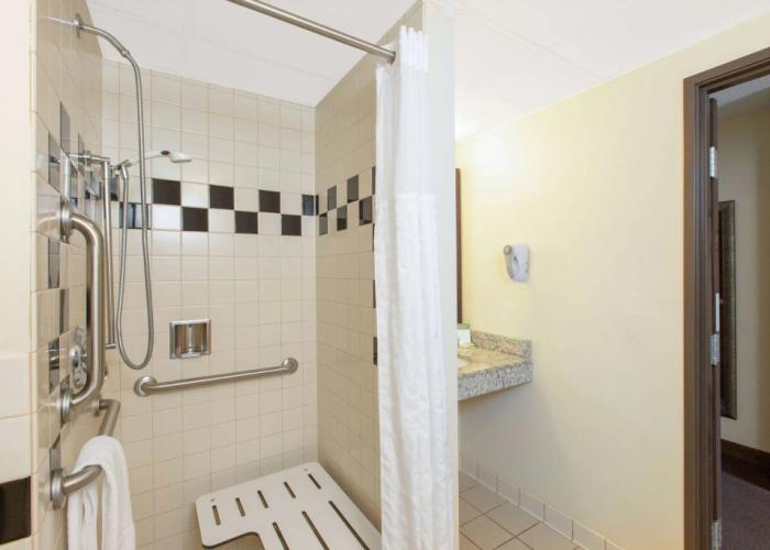 AmericInn by Wyndham Ottumwa