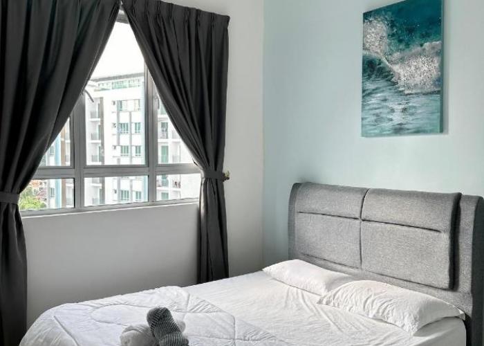 Seremban Pool View 5-6 pax Suite