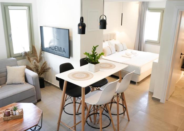 Apademia Skyros Luxury Residences