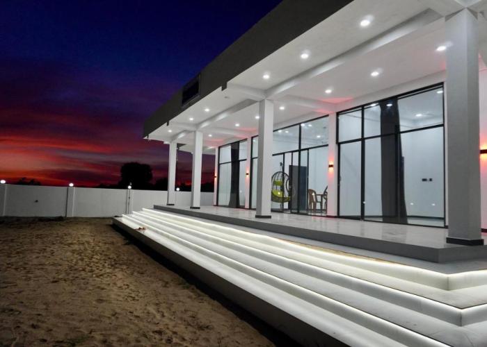 Shakin Shasha Beach House