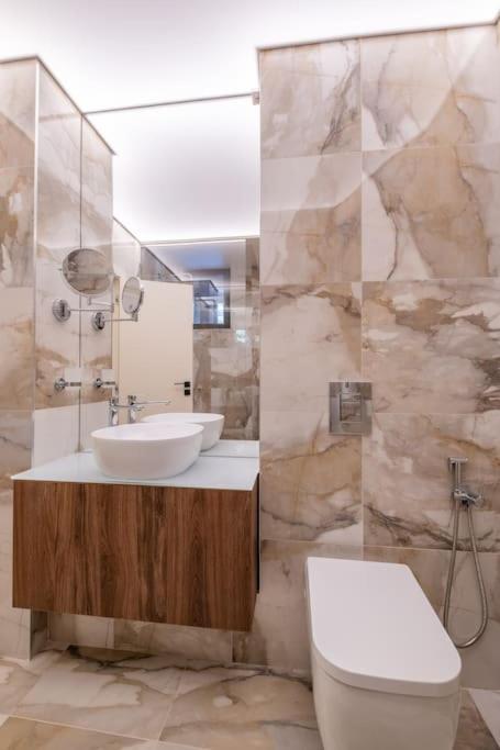 SOFapart Stylish & Fancy Place with 1 BDR