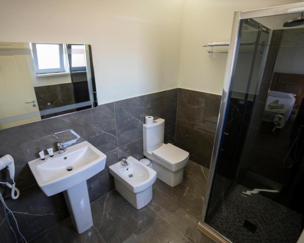 фото Alko Hotel Shkoder