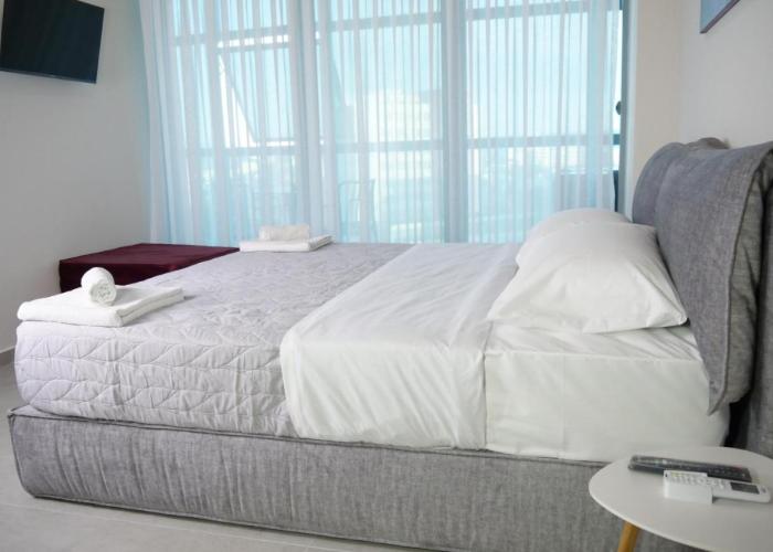 STAY-FIVE rooms & apartments