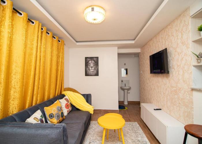 CynRose Suites