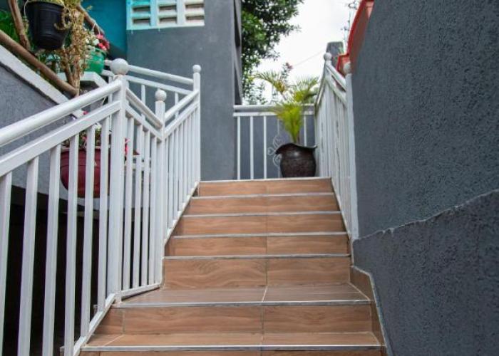 CynRose Suites
