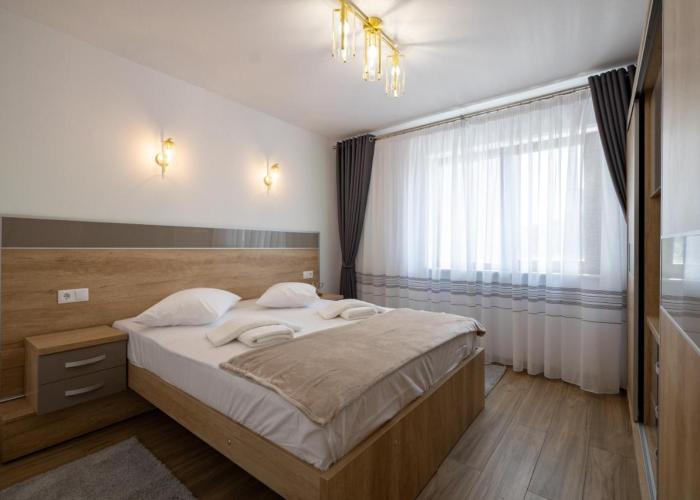 Premier Luxury Ultracentral