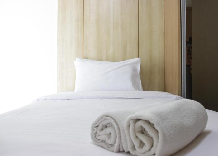 Appropriate Studio Apartment at Easton Park Residence Jatinangor near IPDN By Travelio