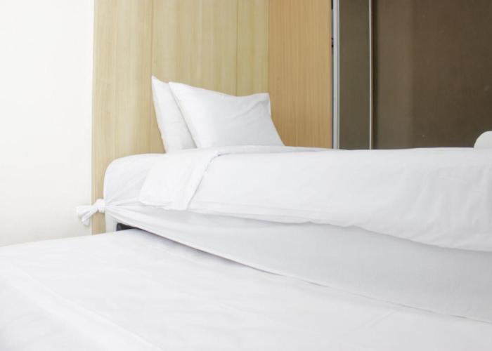 Appropriate Studio Apartment at Easton Park Residence Jatinangor near IPDN By Travelio