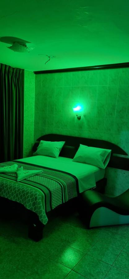 фото Hostal Private-Lima Aiport