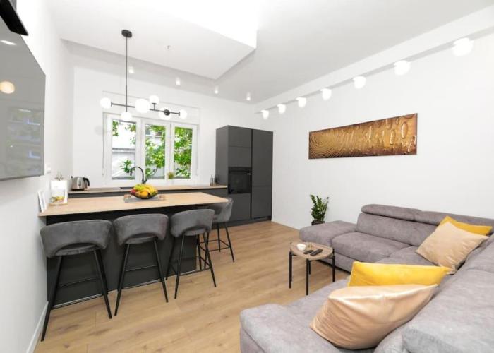 TaTa Apartment