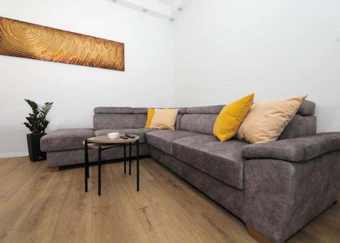 TaTa Apartment