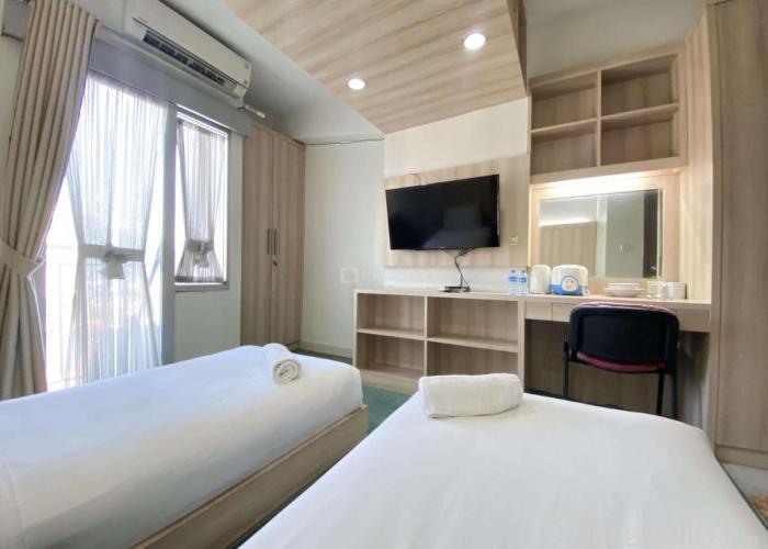 Beauty Studio No Kitchen at Easton Park Residence Jatinangor Apartment By Travelio