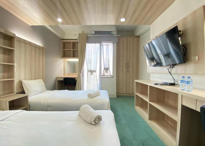 Beauty Studio No Kitchen at Easton Park Residence Jatinangor Apartment By Travelio