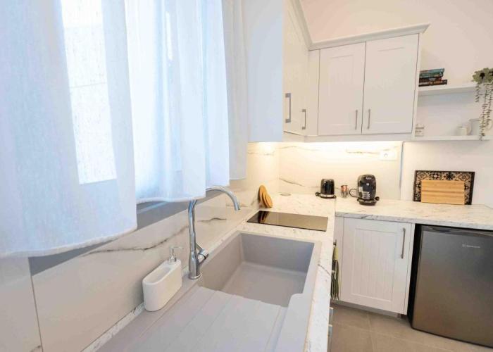 Sophie's Apartments 3&4