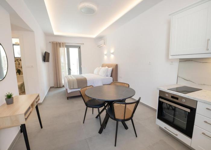 Sophie's Apartments 3&4