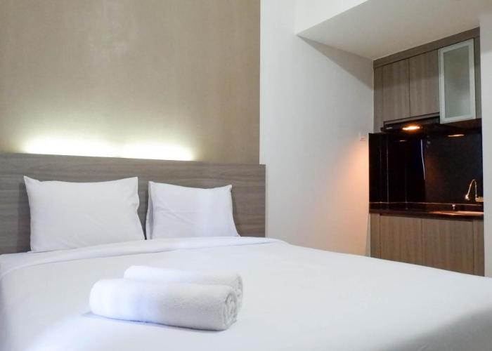 Well Apointed 1BR Apartment at Easton Park Residence Jatinangor By Travelio